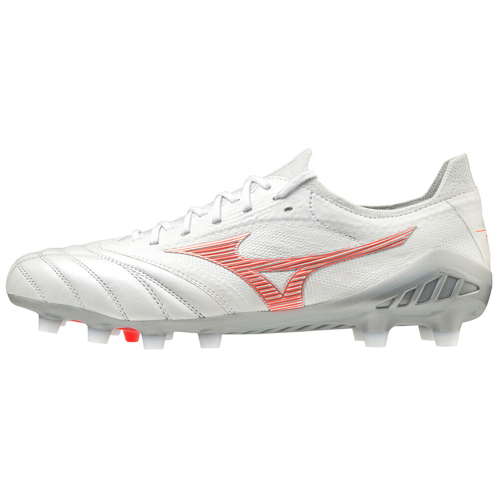 Mizuno Men's Morelia Neo 3 beta Japan Soccer Cleats White/Coral (P1GA209064-VPL)